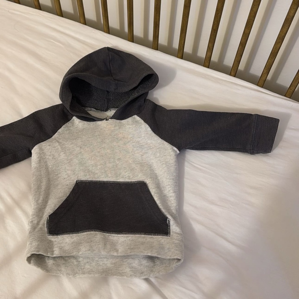 Jumping bean softest fleece grey hoodie 12 m